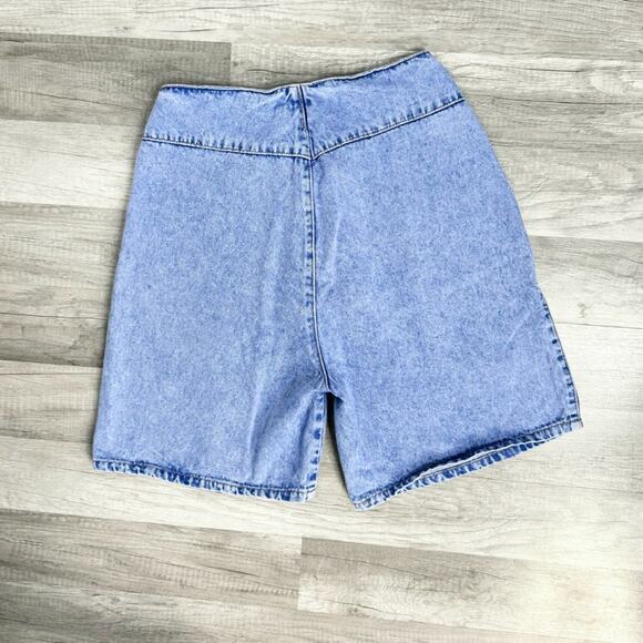 29” Waist Vintage 80s Nuovo Pleated Denim Western Shorts Cowgirl Bareback - Picture 2 of 4